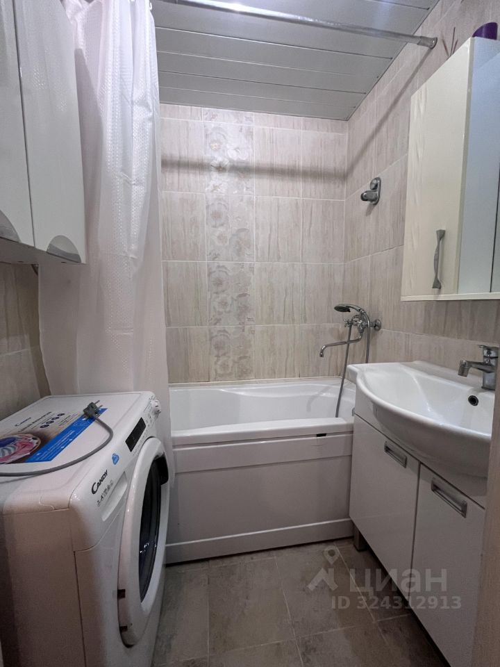 Аренда 2-комн квартиры на вторичном рынке Краснодонская улица, 53