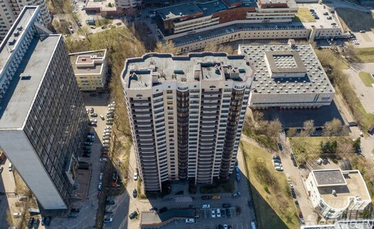 Продажа 4-комн квартиры на вторичном рынке Нахимовский пр-кт,  д. 47,  к. 1