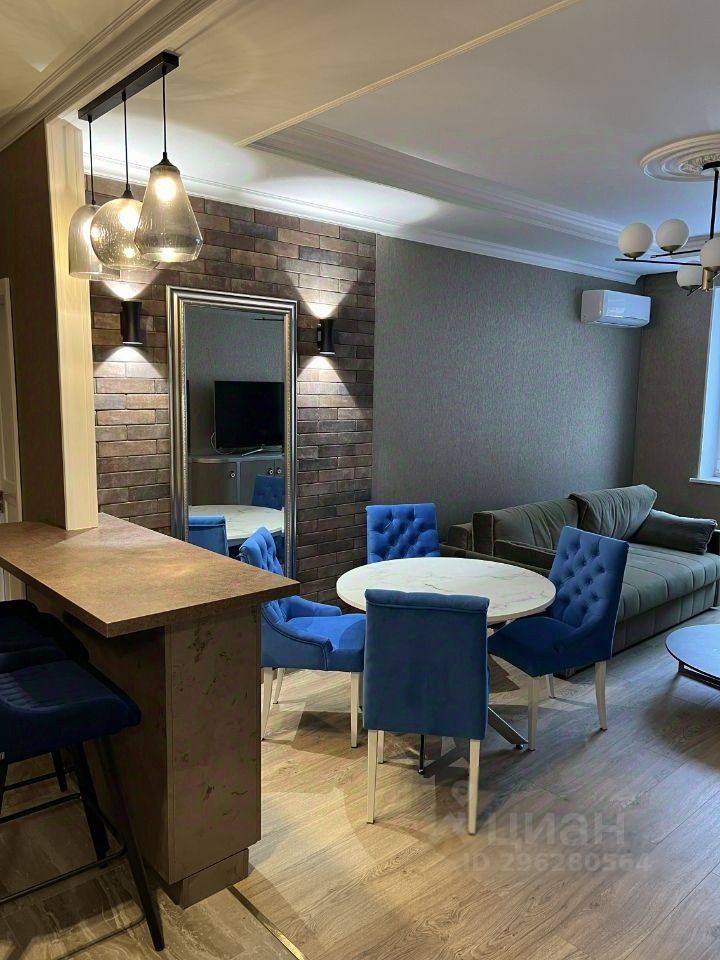 Аренда 3-комн квартиры на вторичном рынке улица Мельникова, 3к1