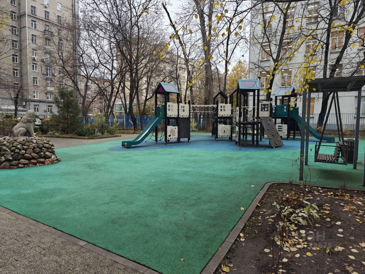 Продажа 2-комн квартиры на вторичном рынке Кутузовский проспект, 4/2