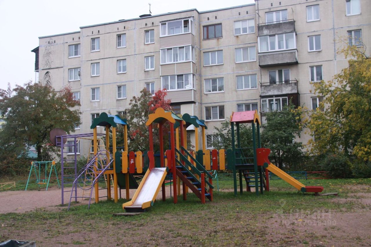 Продажа 2-комн квартиры на вторичном рынке пос. Романовка, 7