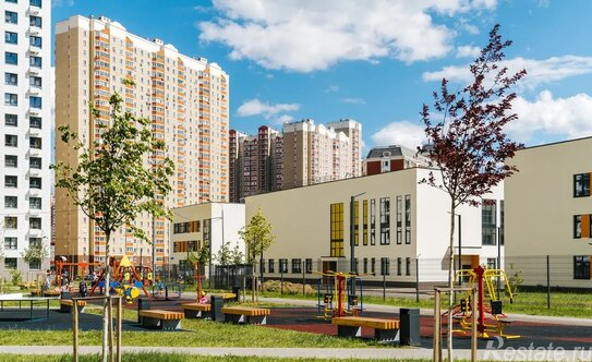 Продажа 1-комн квартиры на вторичном рынке Красногорск, Сходненская улица,  д. 13