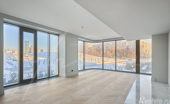 Продажа 4-комн квартиры на вторичном рынке ул Братьев Фонченко,  д. 1,  к. 4