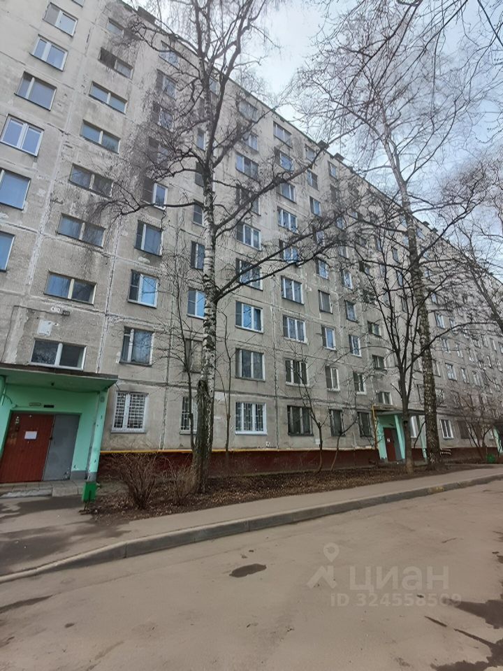 Продажа 3-комн квартиры на вторичном рынке Полярная улица, 22К2