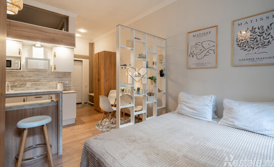 Продажа 1-комн квартиры на вторичном рынке Манежный переулок,  д. 15-17