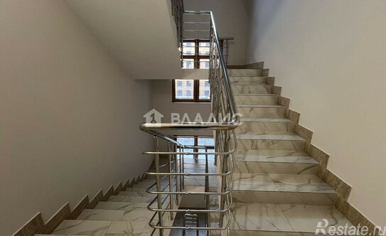 Продажа 2-комн квартиры на вторичном рынке Петровский пр-кт,  д. 9,  к. А