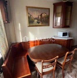 Продажа 3-комн квартиры на вторичном рынке улица Воронцовские Пруды,  д. 9