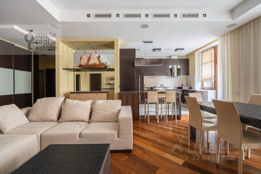 Продажа 4-комн квартиры на вторичном рынке Руновский переулок, 10С1