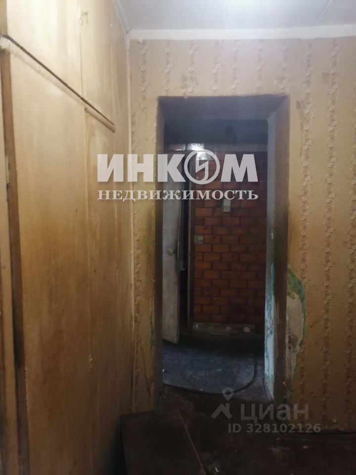 Продажа 2-комн квартиры на вторичном рынке Нахабино пгт, улица Институтская, 8