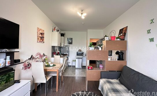 Продажа 1-комн квартиры на вторичном рынке Бугры, ул Шекспира,  д. 5