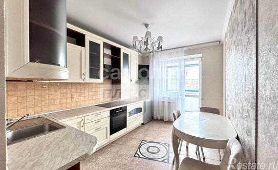 Продажа 3-комн квартиры на вторичном рынке улица Милашенкова,  д. 1