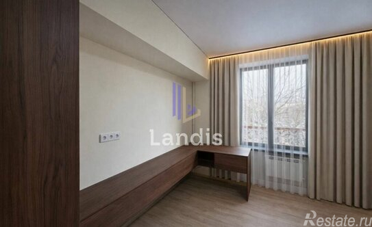 Продажа 2-комн квартиры на вторичном рынке ул Болотниковская,  д. 1,  к. 3