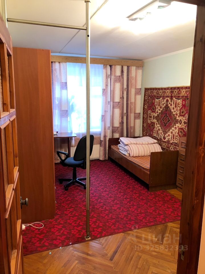Продажа 2-комн квартиры на вторичном рынке Якорная улица, 3