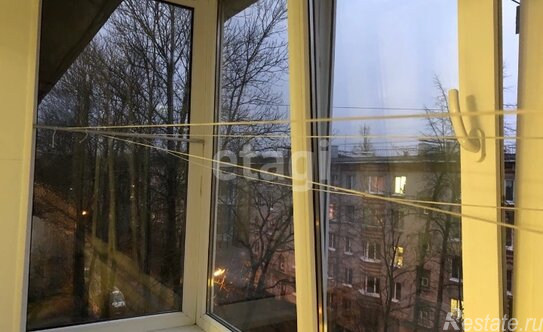 Продажа 2-комн квартиры на вторичном рынке Кириши г, Мира ул,  д. 27