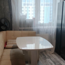 Продажа 1-комн квартиры на вторичном рынке Заречная улица,  д. 10 с1