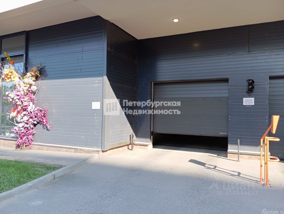 Аренда гаража Дальневосточный проспект,  д. 17