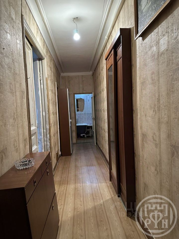 Продажа 3-комн квартиры на вторичном рынке Тамбовская улица, 43Б