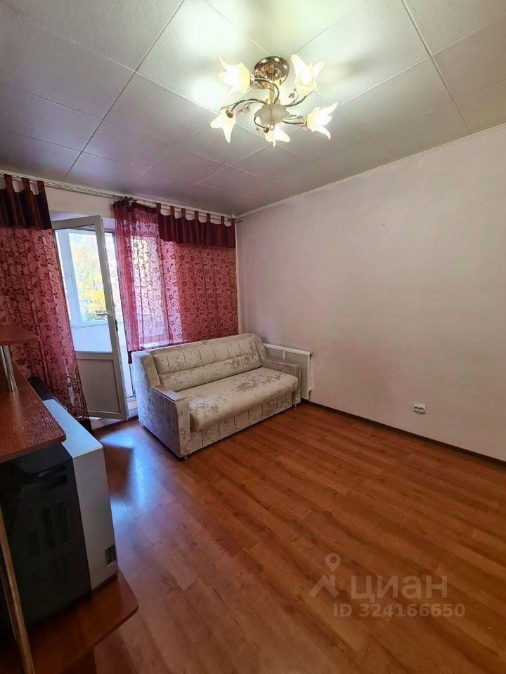 Продажа 1-комн квартиры на вторичном рынке Бухарестская улица, 146к3