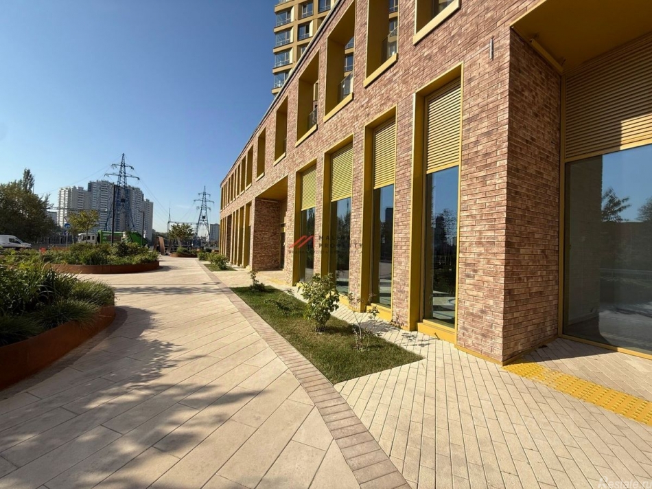 Продажа торгового помещения улица Мустая Карима,  д. 12