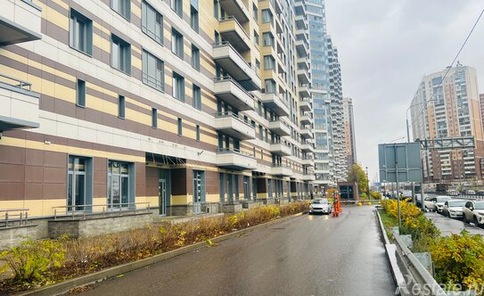 Продажа 1-комн квартиры на вторичном рынке Богатырский пр-кт,  д. 2А