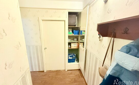 Продажа 1-комн квартиры на вторичном рынке Колпино г, Веры Слуцкой ул,  д. 89,  к. 4