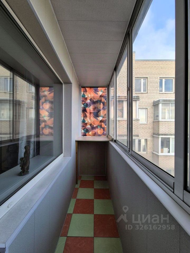 Продажа 3-комн квартиры на вторичном рынке улица Типанова, 34к2