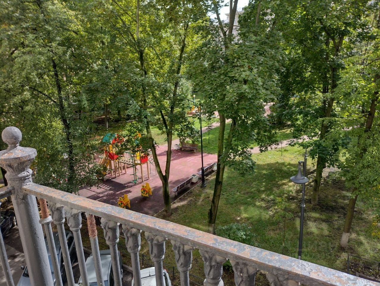 Продажа 2-комн квартиры на вторичном рынке улица Решетникова, 9