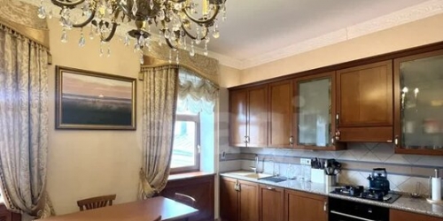 3-комн квартира Студенческая улица,  д. 32