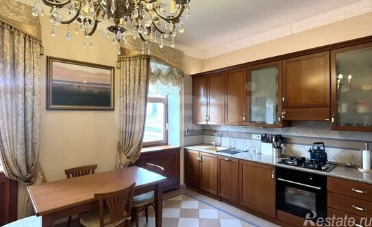 Продажа 3-комн квартиры на вторичном рынке Студенческая улица,  д. 32