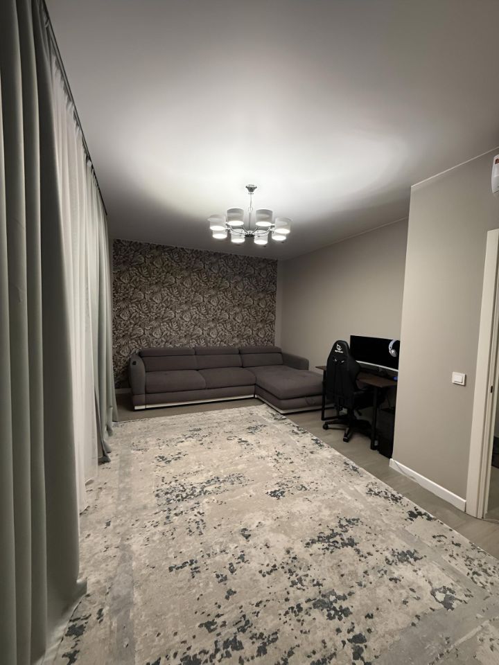 Аренда 2-комн квартиры на вторичном рынке ВНИИССОК пгт, улица Бородинская, 3