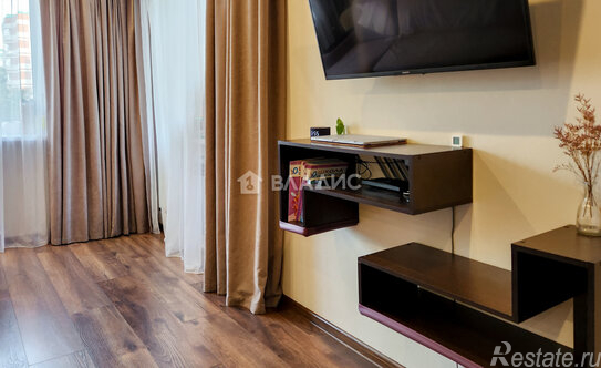 Продажа 1-комн квартиры на вторичном рынке ул Коммуны,  д. 61