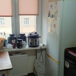 Продажа 1-комн квартиры на вторичном рынке Школьная улица,  д. 6 литБ