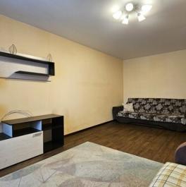 Продажа 3-комн квартиры на вторичном рынке Искровский пр-кт,  д. 26