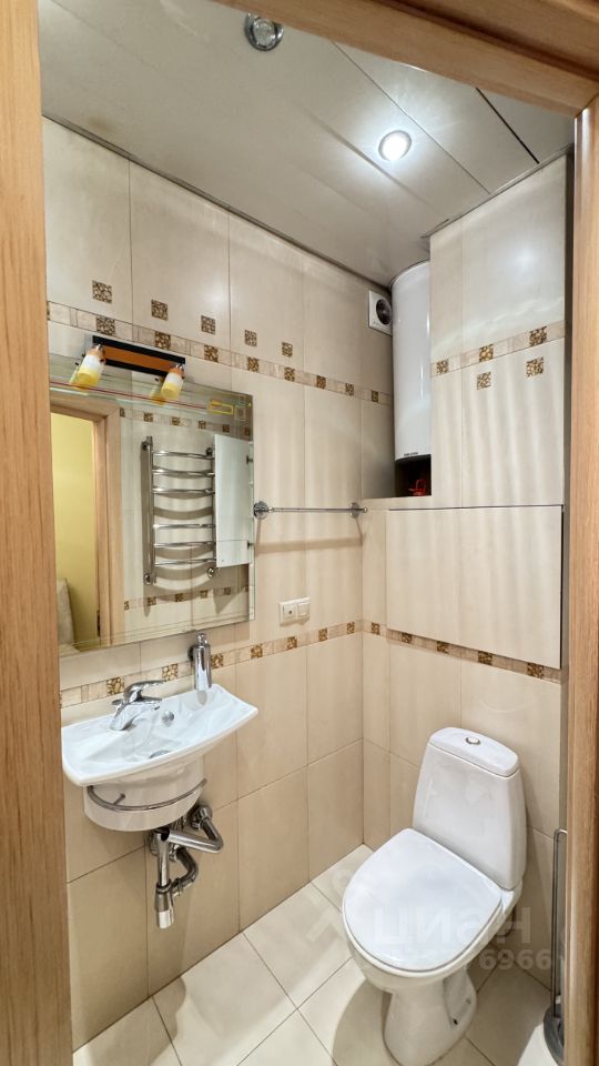 Продажа 4-комн квартиры на вторичном рынке улица Академика Пилюгина,  д. 6