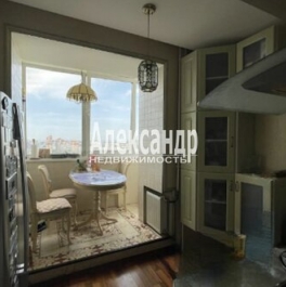 Продажа 5-комн квартиры на вторичном рынке Бухарестская ул,  д. 96