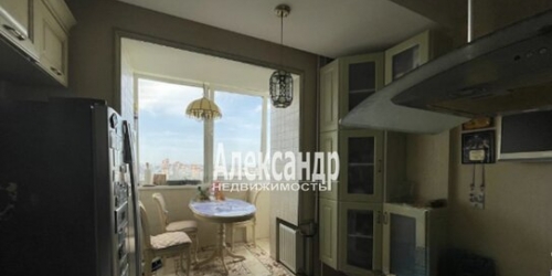 5-комн квартира Бухарестская ул,  д. 96