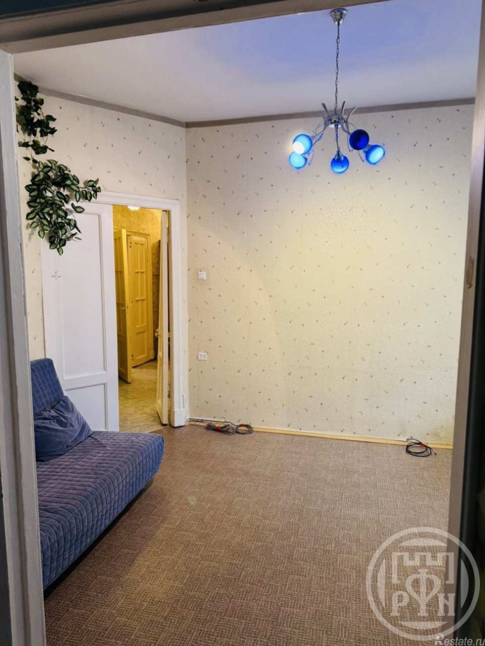 Продажа 3-комн квартиры на вторичном рынке Энгельса пр.,  д. 40