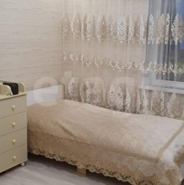 Продажа 2-комн квартиры на вторичном рынке Русановская ул,  д. 17 к3