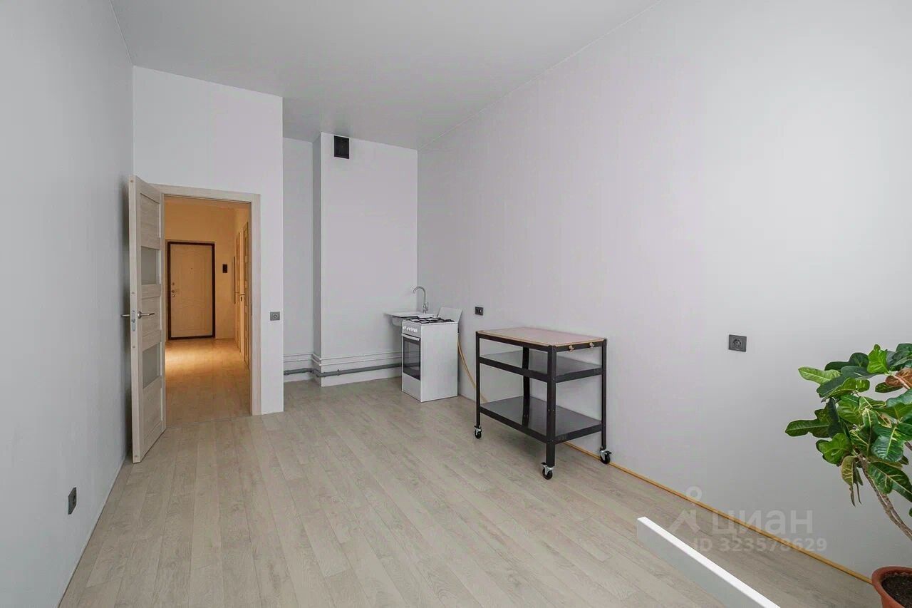 Продажа 1-комн квартиры на вторичном рынке Кронштадт, Красная улица, 8к1