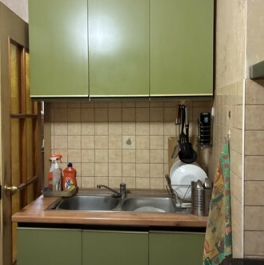 Продажа 3-комн квартиры на вторичном рынке улица Кржижановского,  д. 7