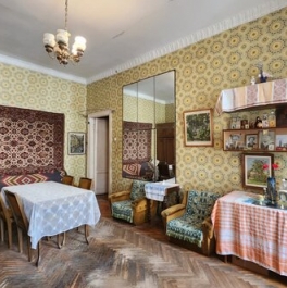 Продажа 3-комн квартиры на вторичном рынке 11-я линия,  д. 22