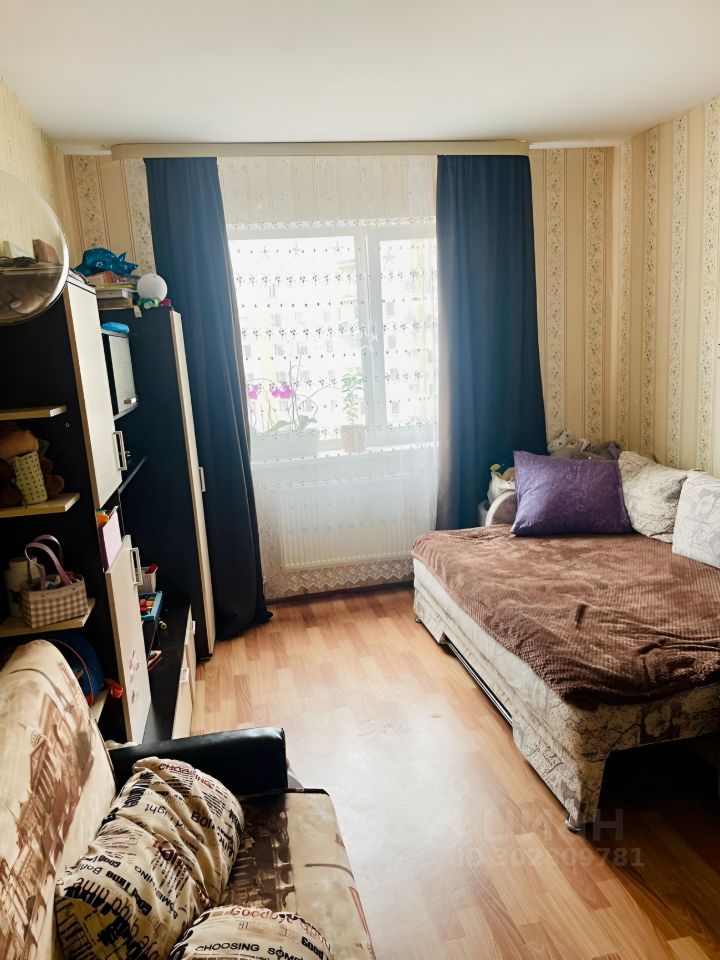 Продажа 2-комн квартиры на вторичном рынке Окраинная улица, 9К