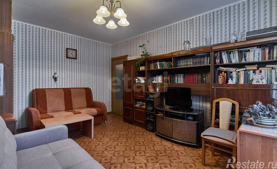 Продажа 2-комн квартиры на вторичном рынке Дунайский пр-кт