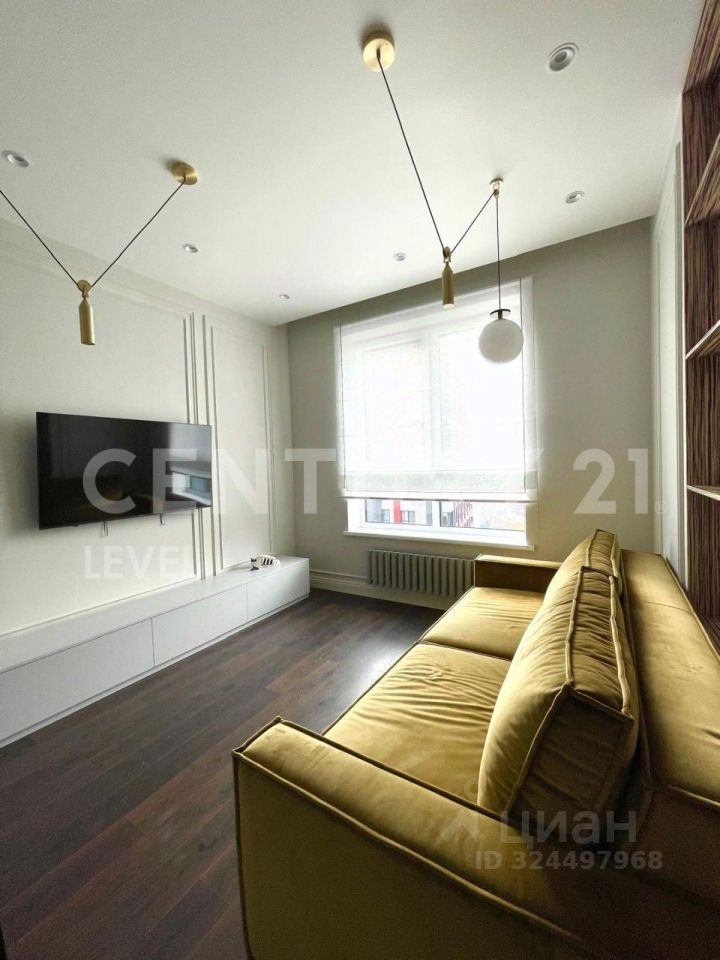 Продажа 2-комн квартиры на вторичном рынке улица Петра Алексеева, 14