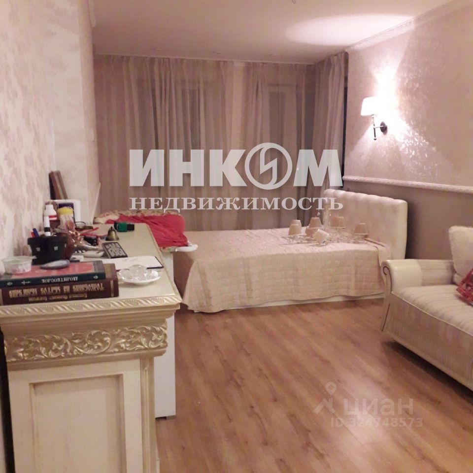 Продажа 2-комн квартиры на вторичном рынке Звенигород, Спортивная улица, 12/1