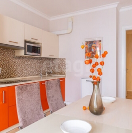 Продажа 2-комн квартиры на вторичном рынке Лыжный пер,  д. 2