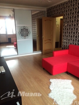 Продажа 1-комн квартиры на вторичном рынке Лобня, Лобненский Бульвар ул,  д. 4