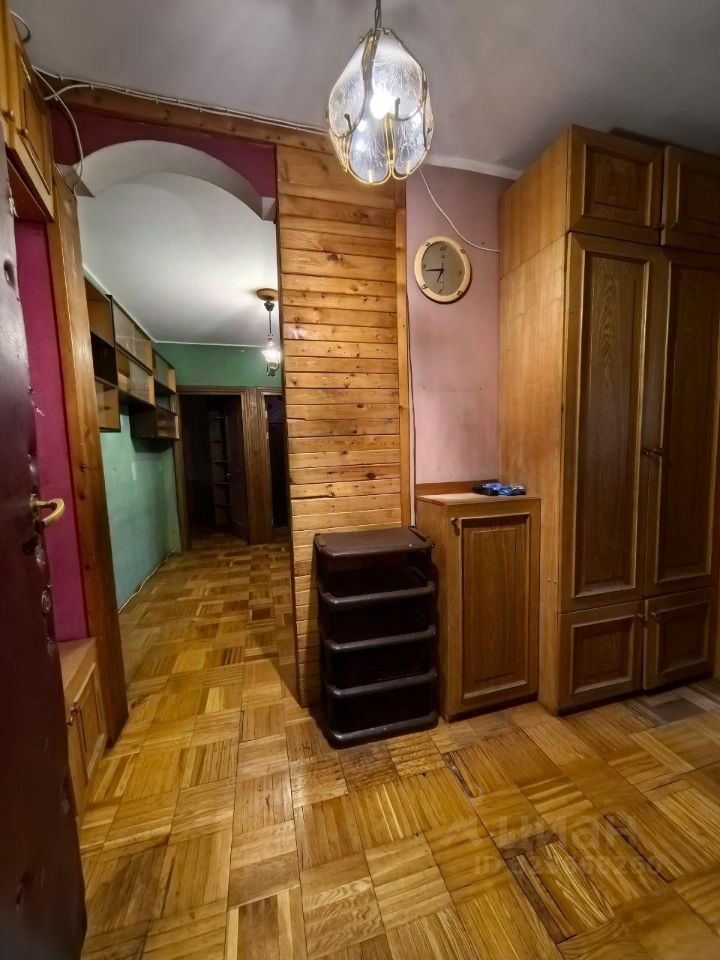Продажа 3-комн квартиры на вторичном рынке Можайское шоссе, 17