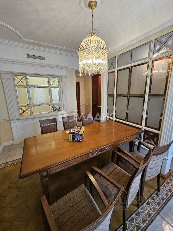 Продажа 4-комн квартиры на вторичном рынке Тверская улица, 28к2