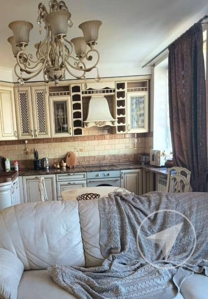 Продажа 3-комн квартиры на вторичном рынке улица Чистова, 16к4